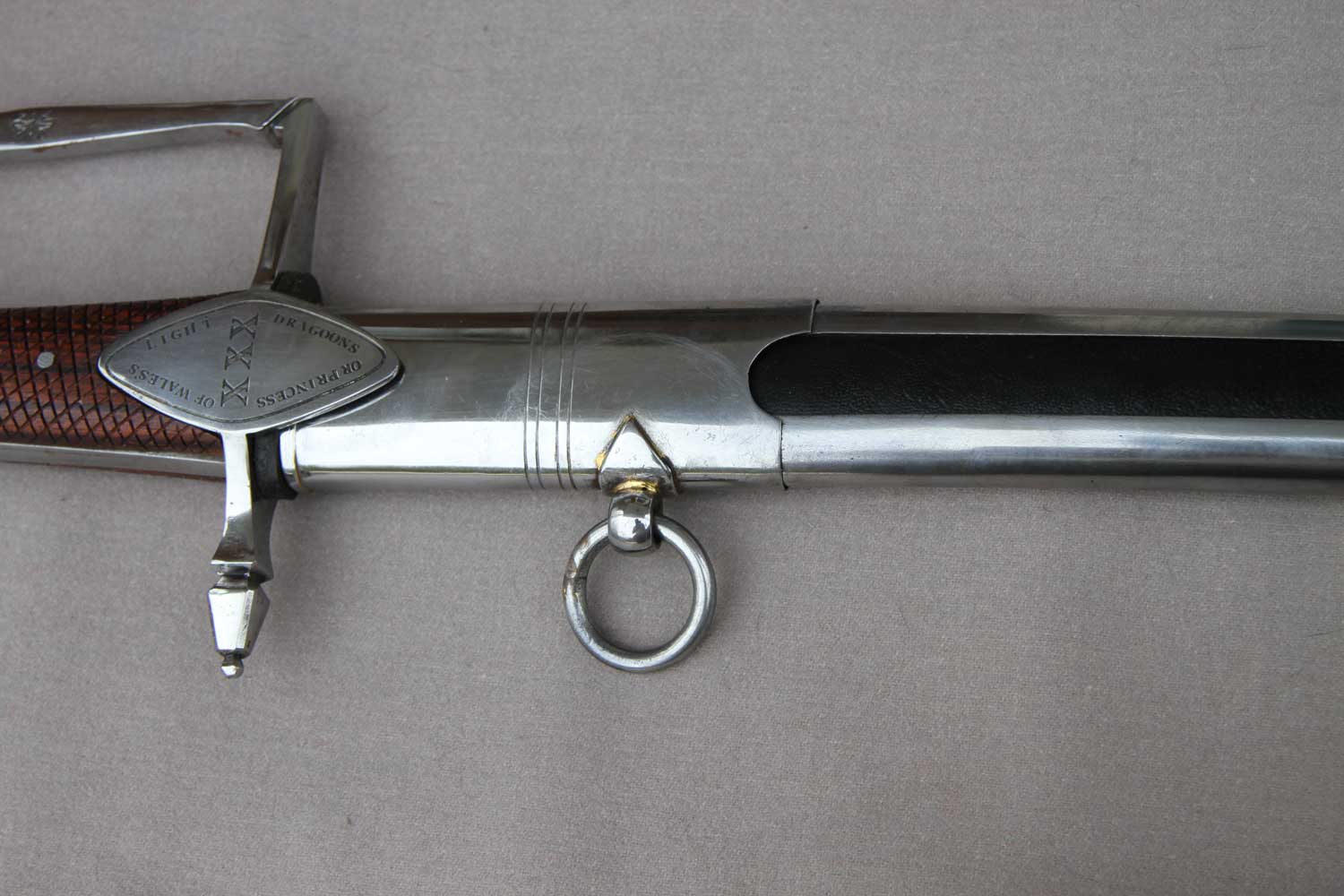 British, Light Cavalry, Officer's Sabre - Click Image to Close