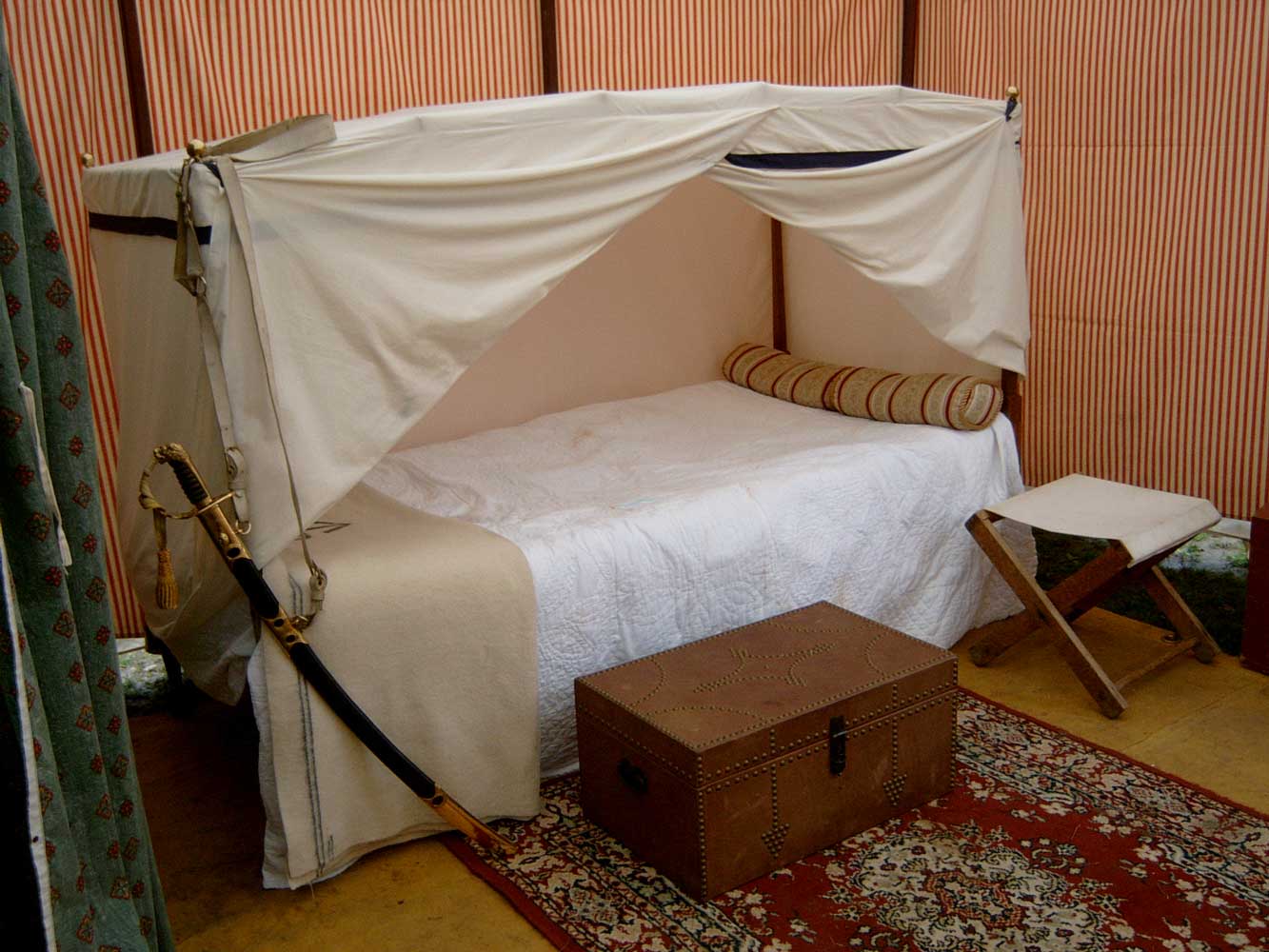 General's Folding Campaign Bed
