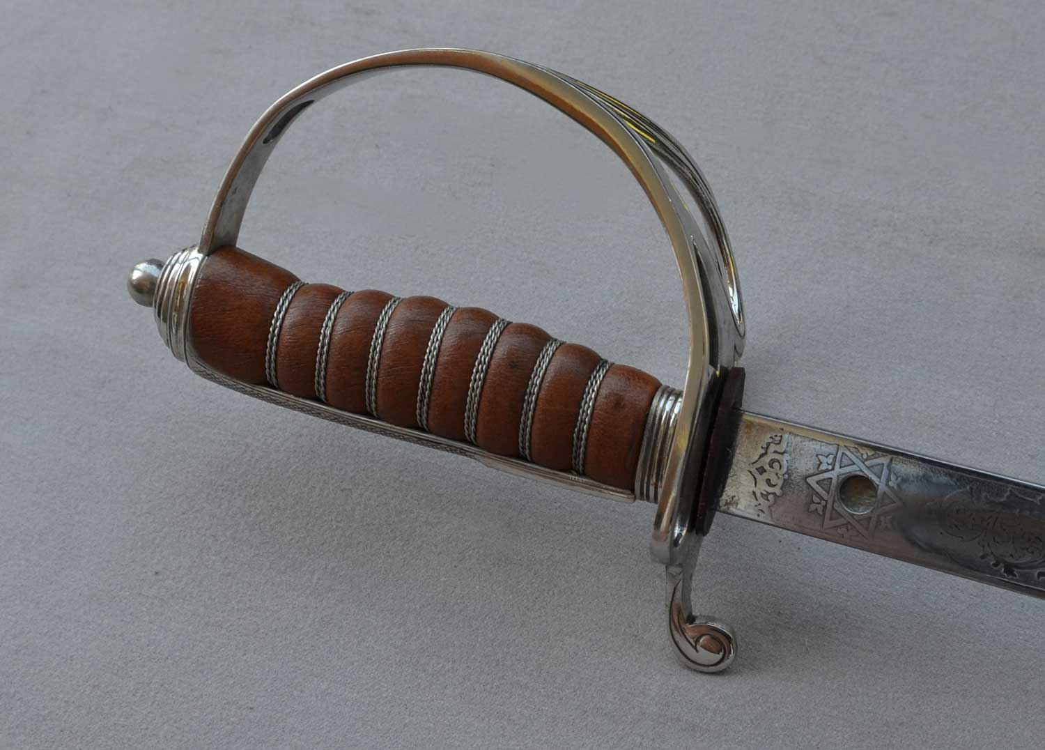 British, Royal Artillery Officer's Sword - Click Image to Close