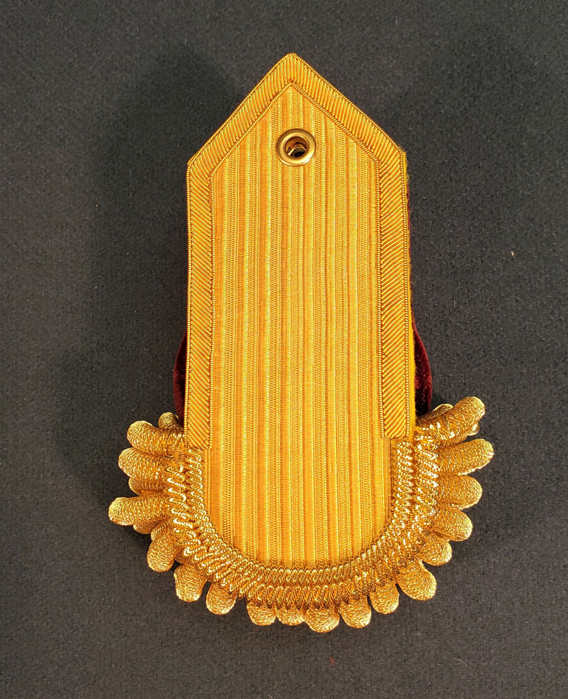 British Epaulette, Napoleonic Era, Gold - Click Image to Close