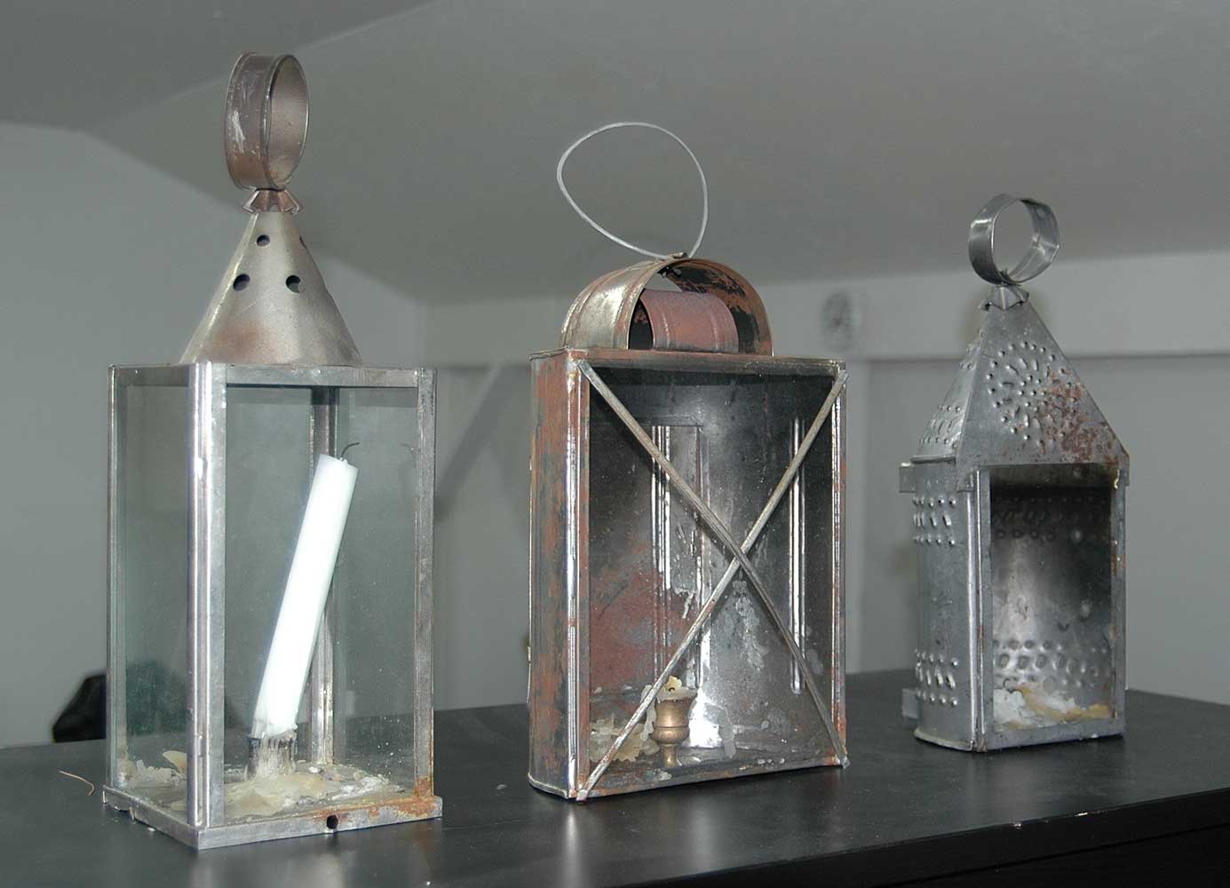 Tin Lanterns - Click Image to Close